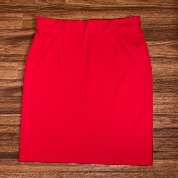 Donna Ricco Dresses & Skirts - RED skirt
